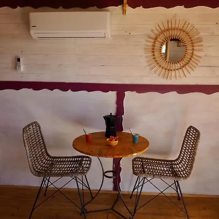 Chalet Roulotte Dans L'aude Trausse