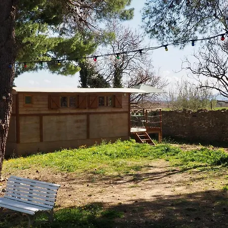 Roulotte Dans L'aude *